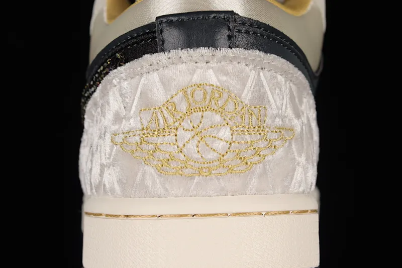 All categories Air Jordan Jordan series basketball shoes Air Jordan 1 Low Air Jordan 1 Low AJ1 Joe 1 black and gray satin low-top cultural basketball shoes DV1762-001